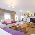 Beautiful Home In Medveja *