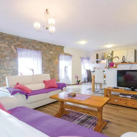 Cozy Home In Medveja With Outdoor Swimming Pool *