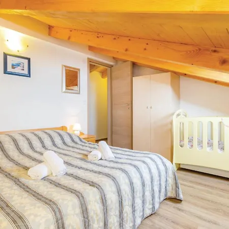 Holiday home Cozy Home In Medveja With Outdoor Swimming Pool