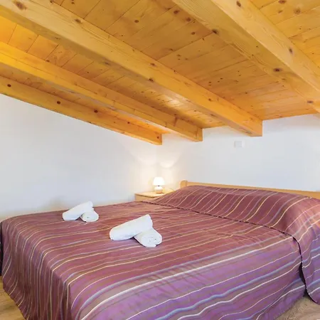 Holiday home Cozy Home In Medveja With Outdoor Swimming Pool *