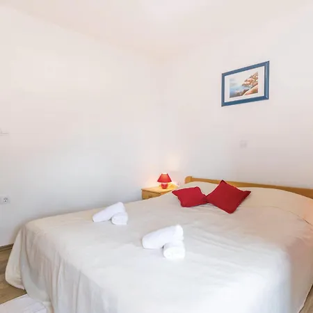 Holiday home Cozy Home In Medveja With Outdoor Swimming Pool Medveja