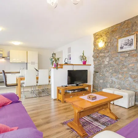 Cozy Home In Medveja With Outdoor Swimming Pool Medveja