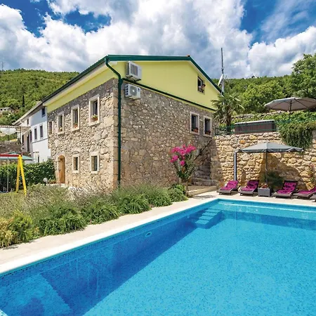 Cozy Home In Medveja With Outdoor Swimming Pool